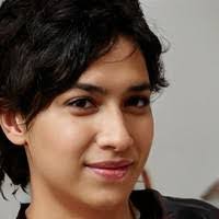 Gloria Pack's Instagram, Twitter & Facebook