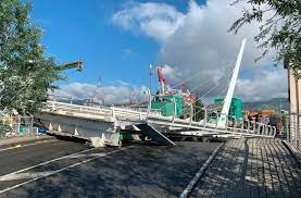 Elenca anche prefisso telefonico, codice catastale e info sulle strade del comune di la spezia. Br9o Lbbacewrm