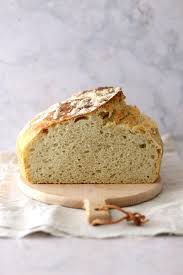 No Knead Brot Aus Dem Topf Mit Ubernachtgare Backerina Rezept Lebensmittel Essen Brot Backen Rezept Essen Und Trinken
