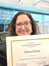 Angela Ogle's Instagram, Twitter & Facebook