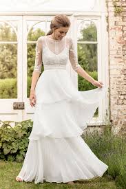Kurze brautkleider für lange hochzeitspartys und unvergessliche feste. Schlichte Brautkleider Schlichte Hochzeitskleider Elegant Puristisch Edel