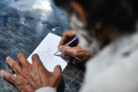 Việt trinh nói lê cung bắc chỉ mới phát hiện bệnh ung thư phổi hơn một năm nay nhưng tinh thần ông khá lạc quan. 2v2rvxirabrqxm