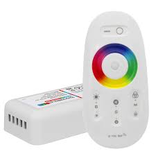 Dieser deckenstrahler ist mit seinem schlichen design in allen räumen einsetzbar und bietet dir eine ausgeglichene und schöne lampe für dein zuhause. Briloner Leuchten 2530 042 Led Deckenstrahler Dimmbar Rgb Farbsteuerung Farbwechsel Mit Fernbedienung Deckenspot Somase Com Br