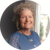 Sharon Freeman's Instagram, Twitter & Facebook