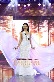 A friend and mentor of miss universe philippines 2020 rabiya mateo recounts the ilongga beauty requesting a fellow contestant to take her photo pagkatapos niyang manalo bilang miss universe philippines 2020, nagsulputan ang social media posts ng mga kaibigan at mga kakilala ni rabiya. Miss Universe Philippines 2020 Winner Rabiya Mateo