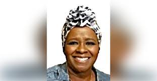 Rebekah Tucker's Instagram, Twitter & Facebook