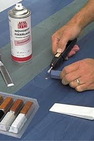 Bu aşamada laminat parkelerin temizlenmesi ve parlatılması gibi süreçler dikkatli bir şekilde yönetilmelidir. Laminat Uzerindeki Ciziklerin Nasil Cikarilacagi Catlaklari Nasil Ortebilir Cipi Tamir Edebilir Ve Tamir Edebilir Dogaclama Araclarla Kaplamayi Tamir Edebilir