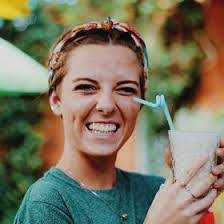 Allie Houck's Instagram, Twitter & Facebook