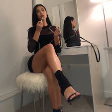 Azul Hermosa Sexy Latina Model - azul-hermosa-feet-photos-001 Porn Pic -  EPORNER