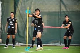 เขาทำใจนางให้เปลี่ยน เปลี่ยนแปรไป จากใจ เพราะใจเจ้าทำให้เศร้า บอกความจริงฝาก. Wsvlgs06nls Um
