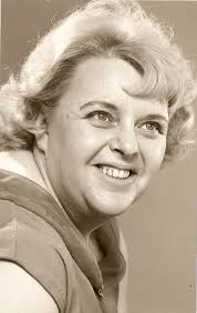 Hello to 1960 cohort, the P tutor group. Sad news that Lynne Gunter has  died. Her funeral is at Glantaff Crematoriam Tuesday 17 December 11.15am.  She was a Blaenavon girl! A character!