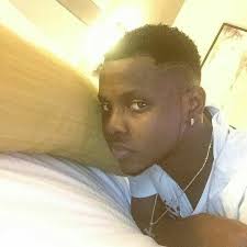 If kiss daniel's activities on social media for some time now is anything to go by, you would be kiss daniel's recent comedy skits has shown that he has a flair to experiment with art and succeed; Kiss Daniel Follow My Sister In Her Account Of Instagram Facebook