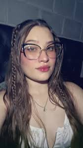 Videos de Ariana Toro Hernández 🌙 (@arianatoher) con “sonido original