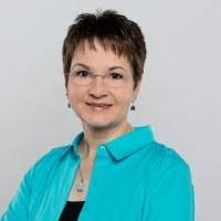 Elizabeth Heimbach's Instagram, Twitter & Facebook