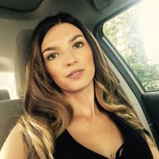 Mandy Caudill's Instagram, Twitter & Facebook