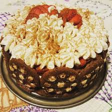 Torta Pan Di Stelle Panna E Fragole Ingredienti Di Tutto Quanto Basta Perche Sia Golosa A Volte Io C Metto Anche La Nutella Tra Uno S Torte Fragole Nutella