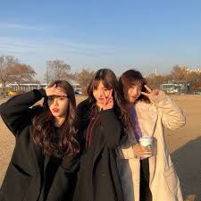 Aesthetic ulzzang group of friends. 170 Ulzzang Squad Ideas In 2021 Ulzzang Korean Best Friends Ulzzang Girl