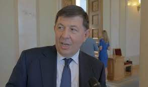 Баканов также заявил, что козак не собирается возвращаться на территорию украины. Rodichi Tarasa Kozaka Volodiyut Desyatkami Ob Yektiv Neruhomosti U Kiyevi I Lvovi