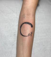 The left side of my body depicts pain and hurt. Symbol Of Strength Sweet Pain Tattoo Studio Facebook