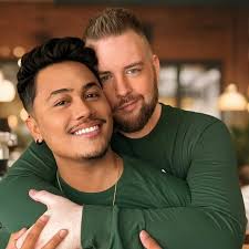 He is not just my man, he's my home, my rest, my heart and my safe place.  ❤️ @bigplo