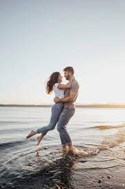 Jacob Melissa Seattle Couple Portrait Photographer Hallie Kathryn Photography Spring Summer Couples Beach Photography Couple Photography Poses Beach Poses
