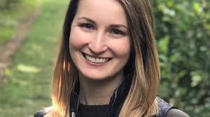 Amanda Wight's Instagram, Twitter & Facebook