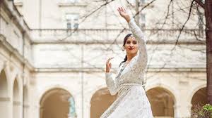 Expat Of The Month Rafia Bon Dancer From Pakistan Natural raffia green grams 250. expat of the month rafia bon dancer