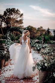 „ich glaube, mittlerweile wird viel häufiger darüber gesprochen und man weiß mehr darüber. Brautkleid Flirty Daisy Dress Kleider Hochzeit Boho Chic Brautkleid Braut
