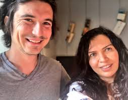 An interview with vlad tenev robinhood and jen wieczner ceo vlad tenev at gamestop hearing two percent of robinhood customers borrow at margin. Zareen S Restaurant On Twitter Robin Hood Ceo Vlad Tenev Taking A Short Break From Revolutionizing Personal Investing To Have Some Ctm With Garlicnaan And Memonisamosas Robinhoodapp Celebritysighting Https T Co Wzpewem84d