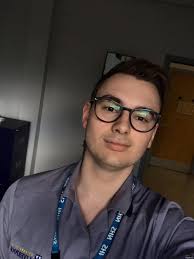 Ruth Wootton (@ruwoo)