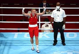 Team gb's lauren price has won gold in the women's middleweight at the tokyo olympics. Egyofwtuyu4yqm