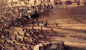 See more of barricada obrera internacional / working barricade international on facebook. Omagiu Celor Care Si Au Pierdut Viata In Baricada De La Inter Federatia Sindicatelor Democratice A Politistilor Din Romania