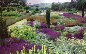 Their descriptions show some of the typical features of such gardens. Creating English Garden Designs Photos