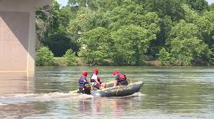 2 women missing after group goes over James River dam in Richmond