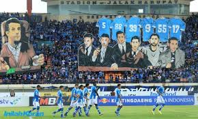 Saksikan selengkapnya dalam shopee liga 1 persib bandung vs pss sleman! Inilah Arti Koreo 3d Viking Di Laga Persib Kontra Persiwa Inilahkoran Com