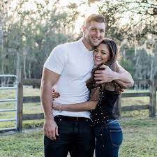 Tim tebow's wife went on to be crowned miss universe the very same year, taking over the title from iris mittenaere. Tim Tebow Shares Sweet Note To Girlfriend Demi Leigh Nel Peters As She Hands Over Miss Universe Title Tim Tebow Quotes Tim Tebow Girlfriend Tim Tebow
