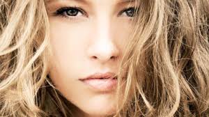 Habe dicke lange haare, bis zum mitte des rückens. Welche Frisur Passt Zu Mir Dicke Haare Stylen