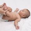 Sembelit pada bayi terjadi ketika kotoran menjadi keras, kering dan sulit dikeluarkan. 1