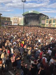 Bazart goud lokerse feesten 11 08 2017. Hans Mampaey On Twitter Zwaren Toebak Lokerse Feesten Vip In Lokeren Https T Co M0cxg9bwic