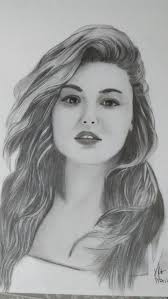 What a day in the studio! 'Months of mediums' beginners and advanced class  today 💥 We worked with a brand new combination of graphite/ charcoal and  'secret ingredients' today. You all rocked