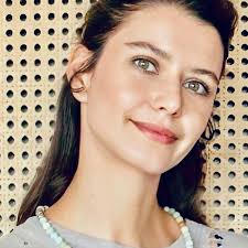 Fatmagül'ün suçu ne?, gergedan mevsimi, benim dünyam. 11 Beren Saat Ideas Turkish Beauty Actresses Beauty