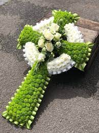Celtic cross a 3ft celtic cross tribute beautifully finished off using cymbidium orchids and draceana leaves. Celtic Cross Buy Online Or Call 0121 706 2905