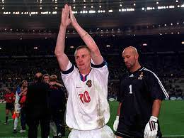 Ни через месяц, ни через год, ни через 10 лет. Triumf Na Sen Deni Match Franciya Rossiya 1999 Goda Stati O Futbole Na Footballhd Ru