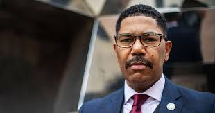 Omaha's first officer for diversity, equity, inclusion, says progress will  be 'uncomfortable'