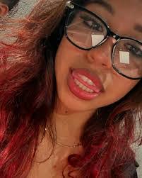 Scarlett Rojas's Instagram, Twitter & Facebook