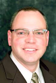 Kyle Estes's Instagram, Twitter & Facebook