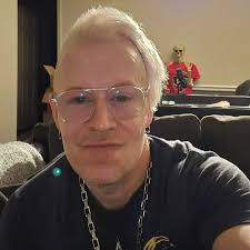 Mark Gleaves (@gleaves_mark) • Instagram photos and videos