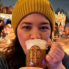 Candace Bach's Instagram, Twitter & Facebook