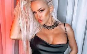 Is your network connection unstable or browser. Anda Adam Fotografie In Ipostaze Intime Cu Noul Iubit Te Iubesc Galerie Foto Stiri Vedete Si Evenimente Viva Ro