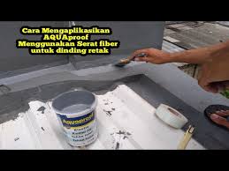 Yang penting kamu sudah yakin betul tidak ada lubang lagi. Cara Perbaiki Atap Bocor Menggunakan Serat Fiber Glass Dan Aquaproof Youtube